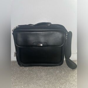 TARGUS leather notebook briefcase / laptop bag